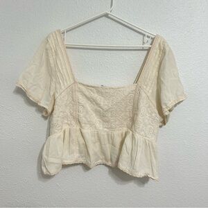 American eagle white lace flowy top